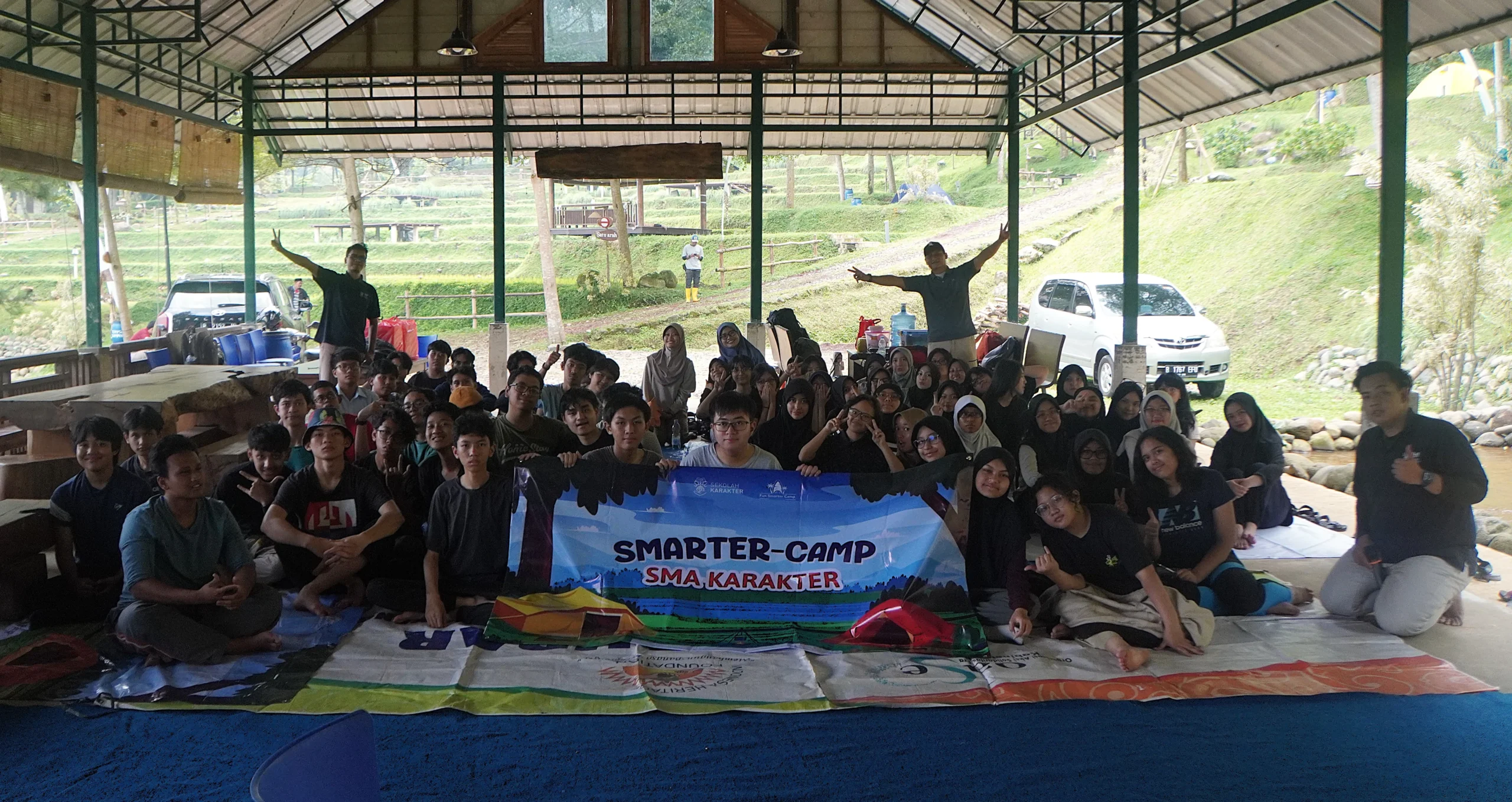 Serunya Smarter Camp SMA Karakter: Belajar Tangguh dan Kompak di Alam Terbuka